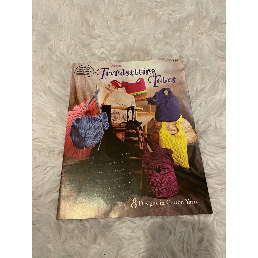Trendsetting Totes Crochet American School Needlework 1251 Cotton Yarn Patterns